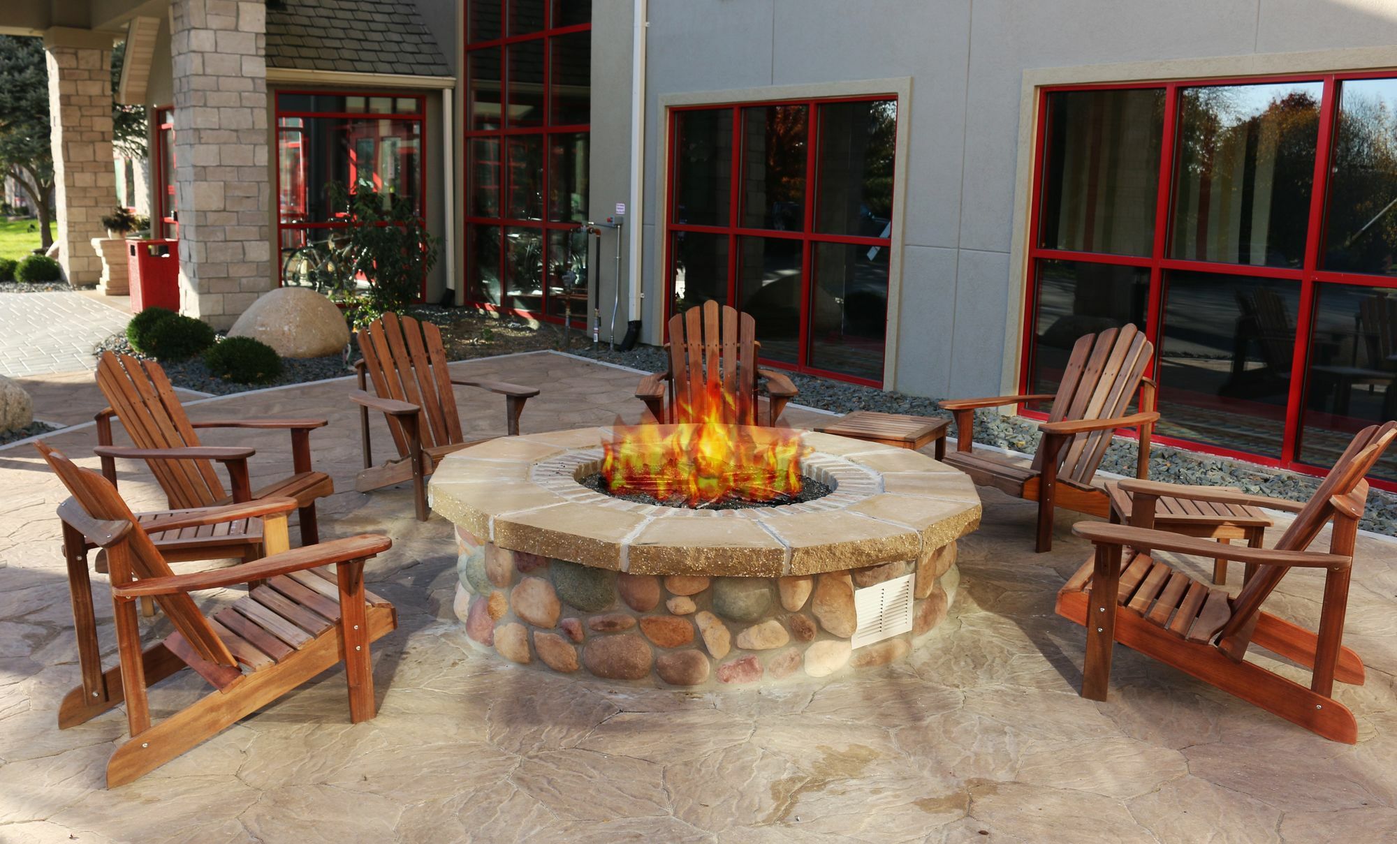 Wildwood Lodge & Suites Clive Exteriér fotografie